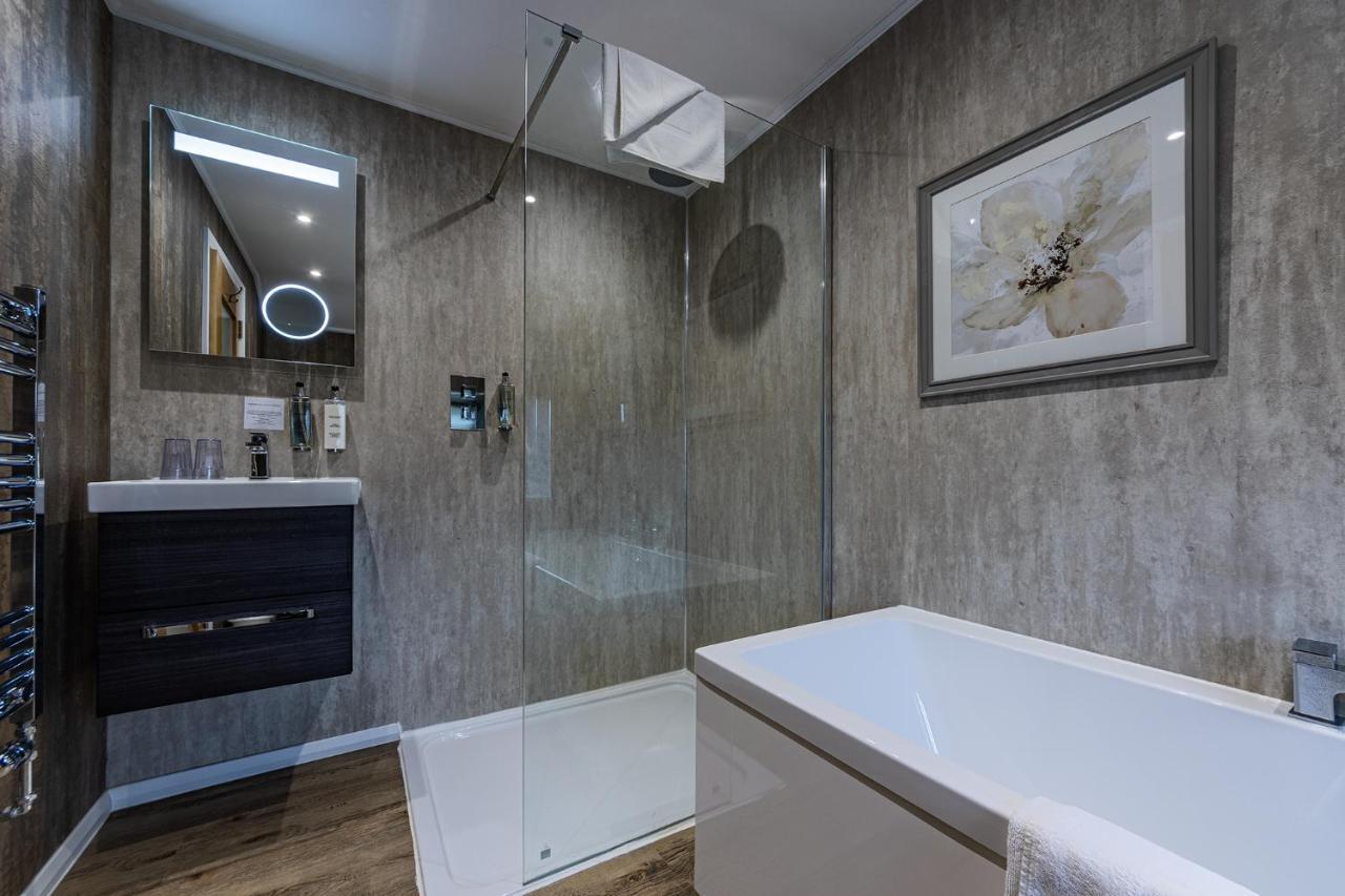Hotel Crossways 5*